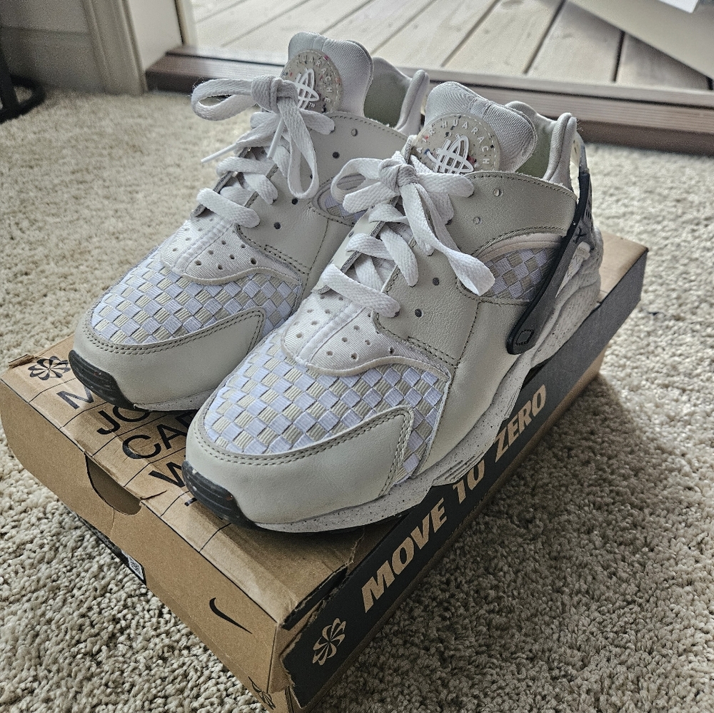 Nike Air Hirache Crater PRM Sneakers